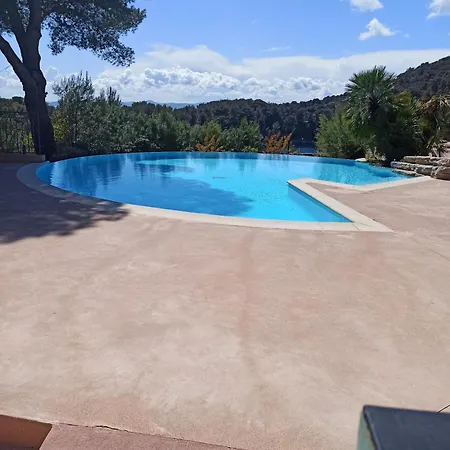 Lumineux Avec Piscine, Proche Et Apartman