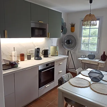 Apartman Lumineux Avec Piscine, Proche Et Saint-Raphaël