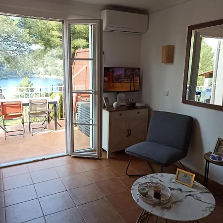 Familial Avec Piscine, Proche Et Apartamento
